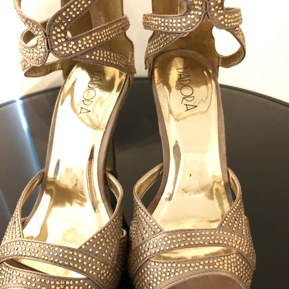 Isadora embellished heels size 8 - Picture 5 of 6